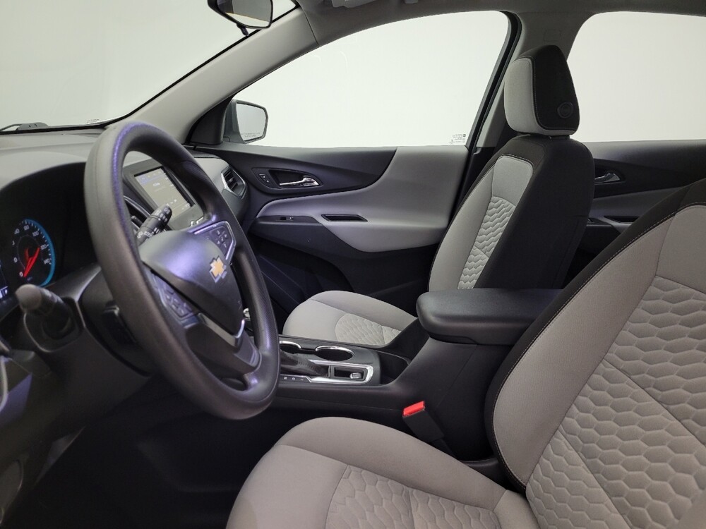 2019 Chevrolet Equinox in Glendale, AZ 85301 - 18080464 17