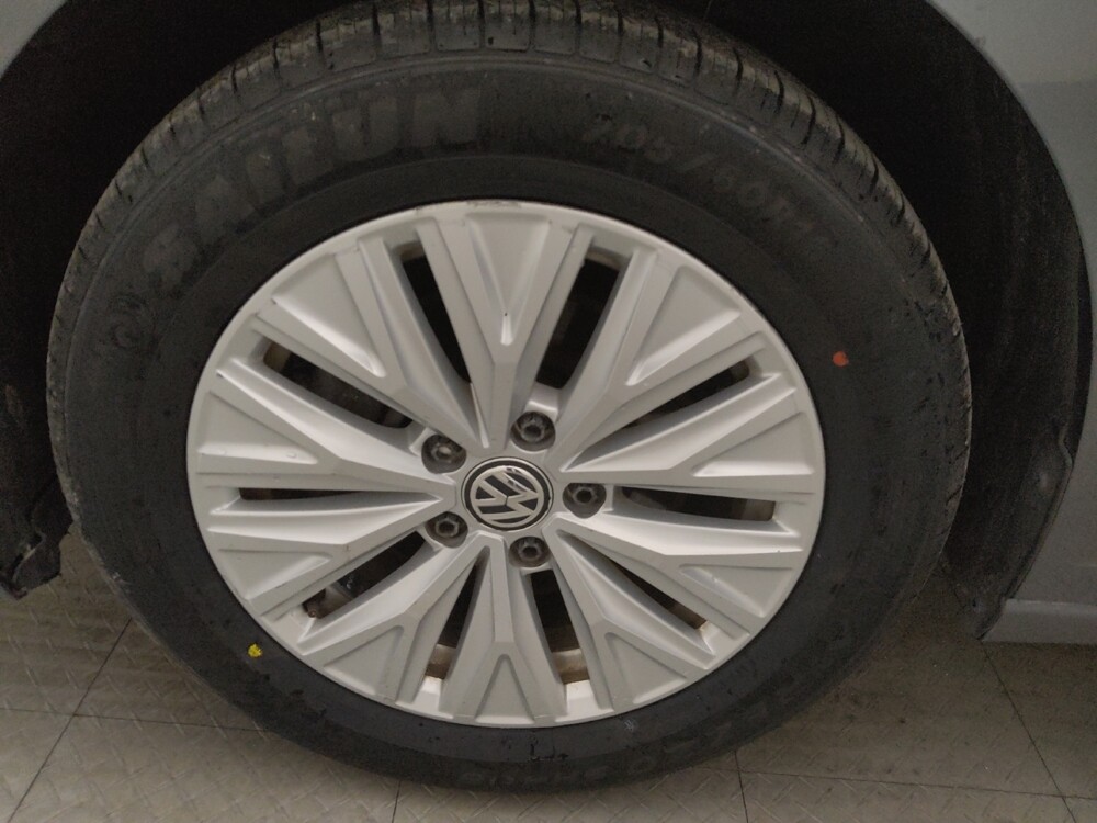 2020 Volkswagen Jetta in Tampa, FL 33619 - 18080469 31