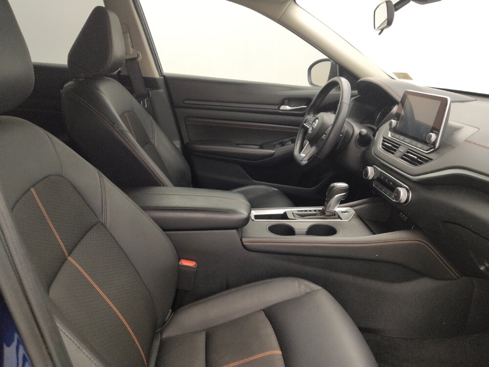 2020 Nissan Altima in Tampa, FL 33619 - 18080470 21