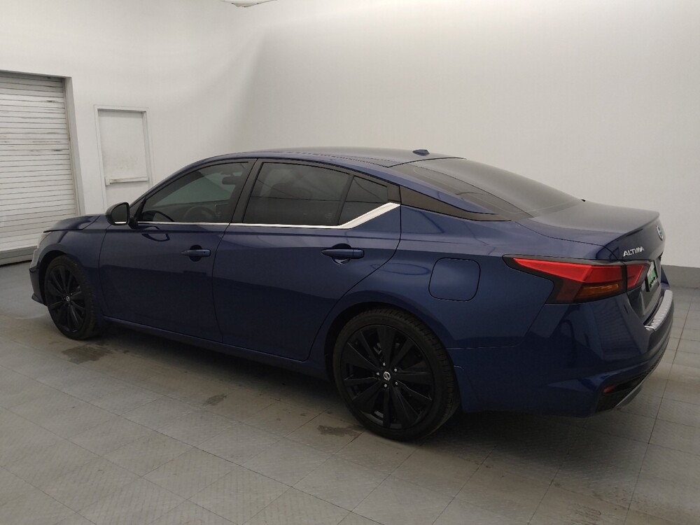 2020 Nissan Altima in Tampa, FL 33619 - 18080470 3