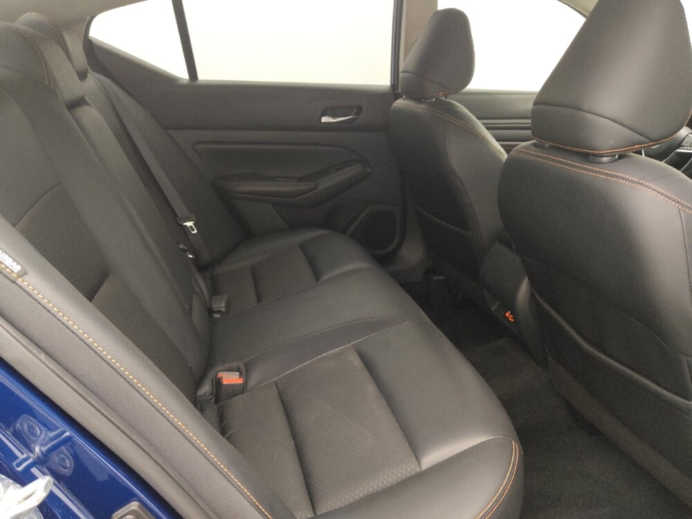 2020 Nissan Altima in Tampa, FL 33619 - 18080470 19