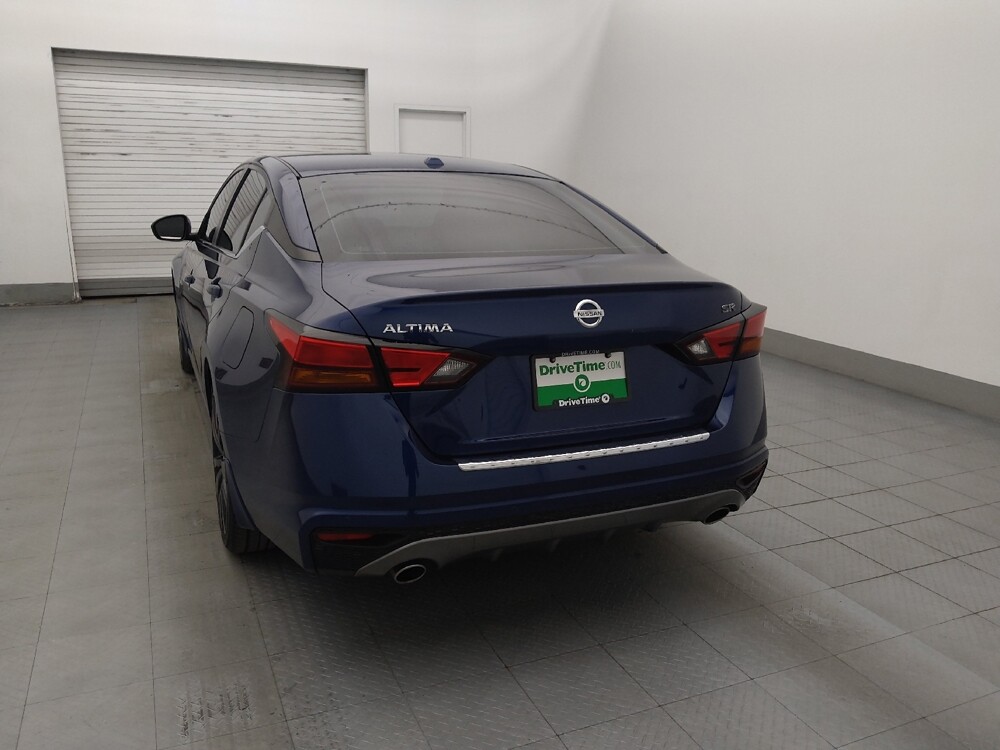 2020 Nissan Altima in Tampa, FL 33619 - 18080470 6