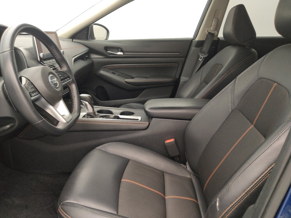 2020 Nissan Altima in Tampa, FL 33619 - 18080470 17