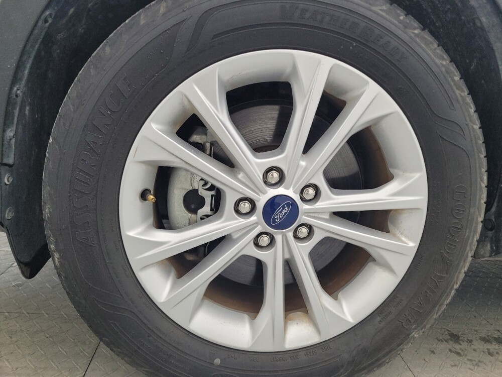 2019 Ford Escape in Clearwater, FL 33764 - 18080473 31