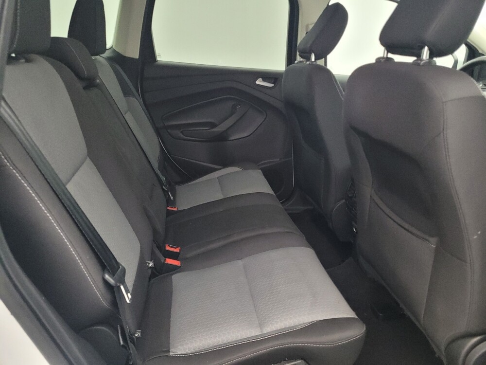 2019 Ford Escape in Clearwater, FL 33764 - 18080473 19