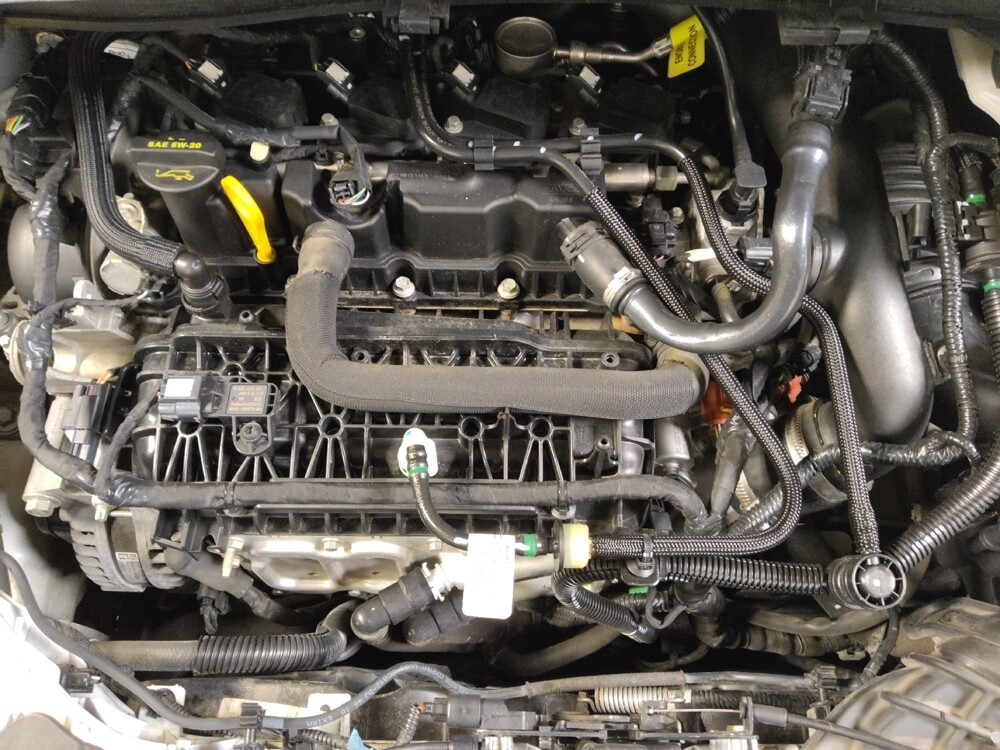 2019 Ford Escape in Clearwater, FL 33764 - 18080473 30