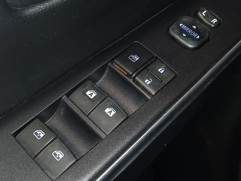 2015 Toyota Camry in West Palm Beach, FL 33409 - 18080484 27