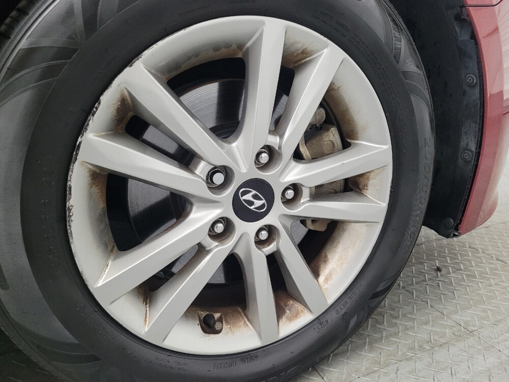 2015 Hyundai Sonata in Jacksonville, FL 32210 - 18080490 31