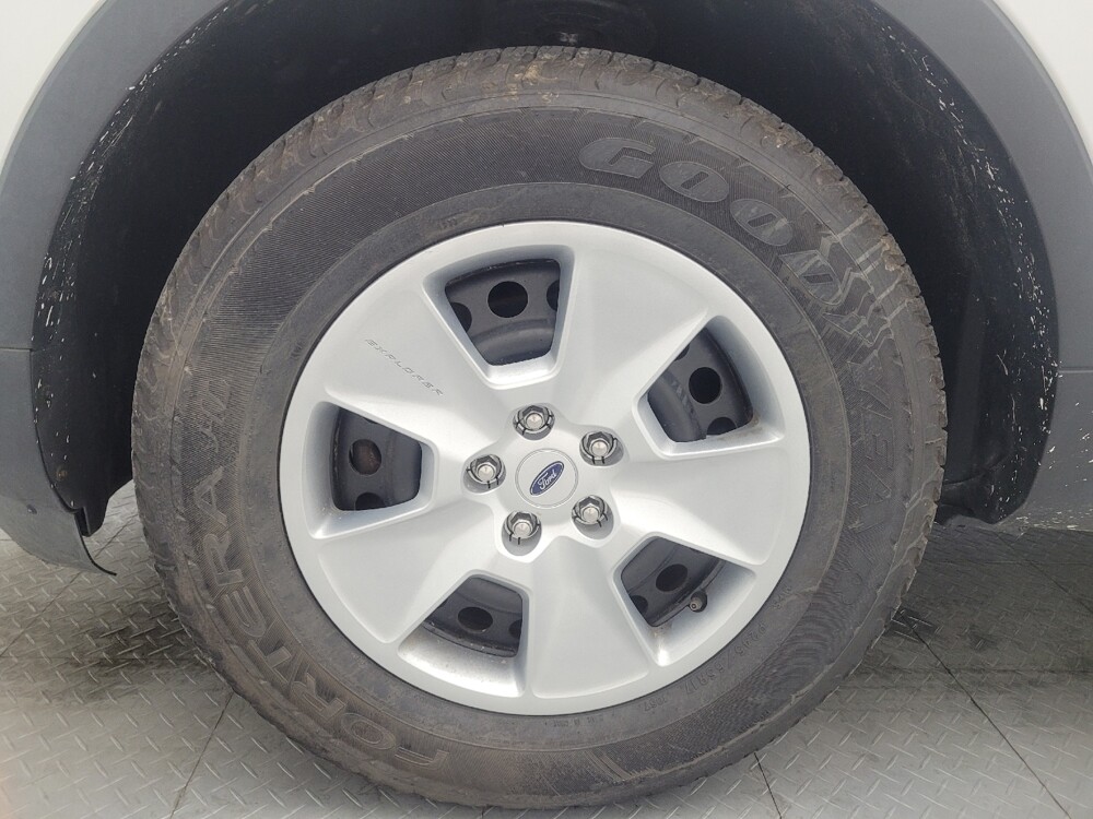 2013 Ford Explorer in Charleston, SC 29414 - 18080502 31