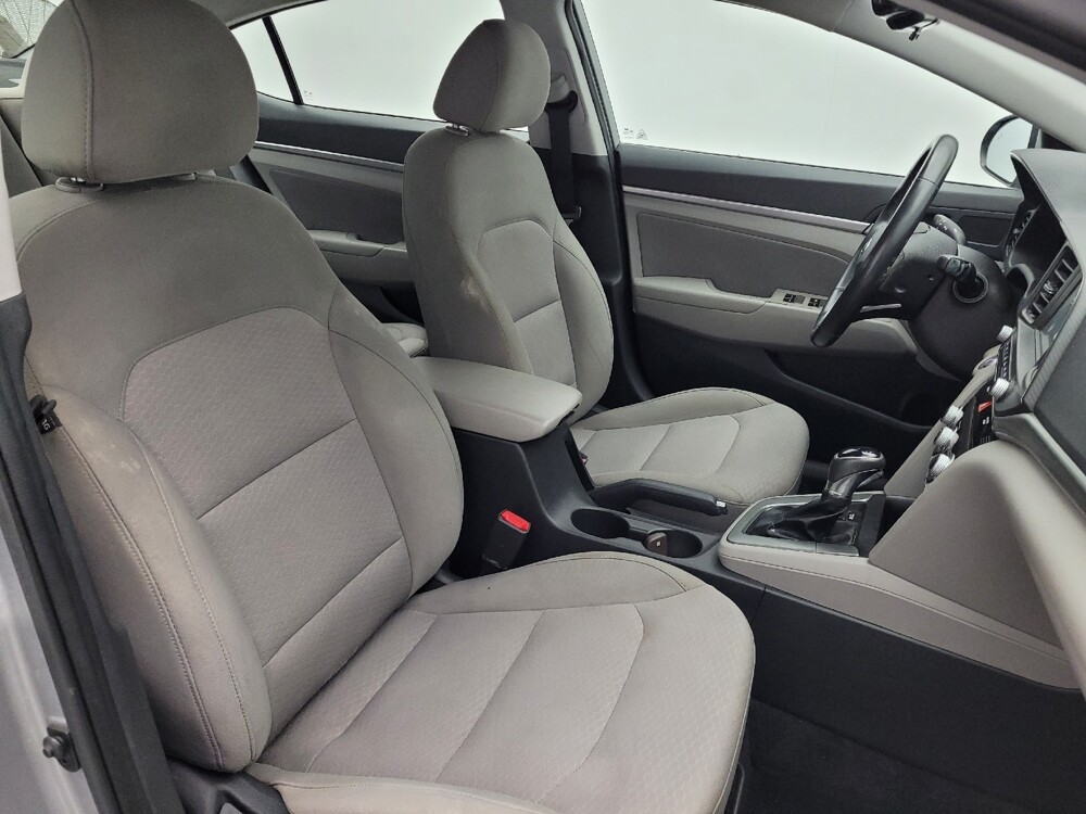 2020 Hyundai Elantra in Greenville, SC 29607 - 18080516 21