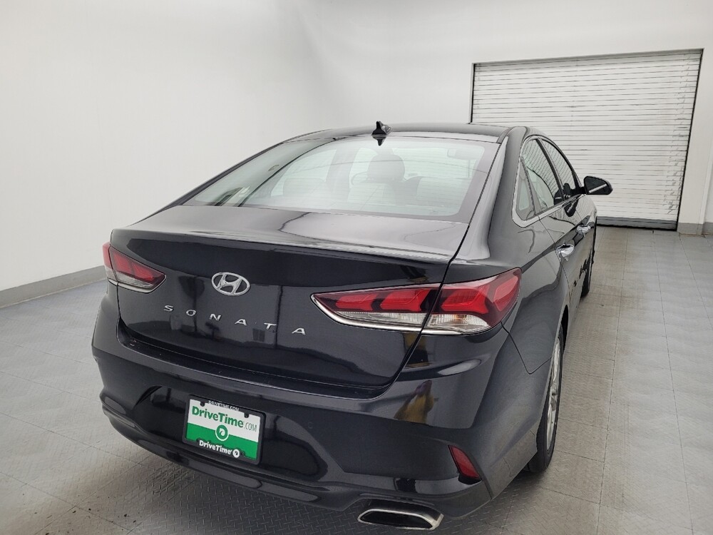 2018 Hyundai Sonata in Greenville, SC 29607 - 18080517 7