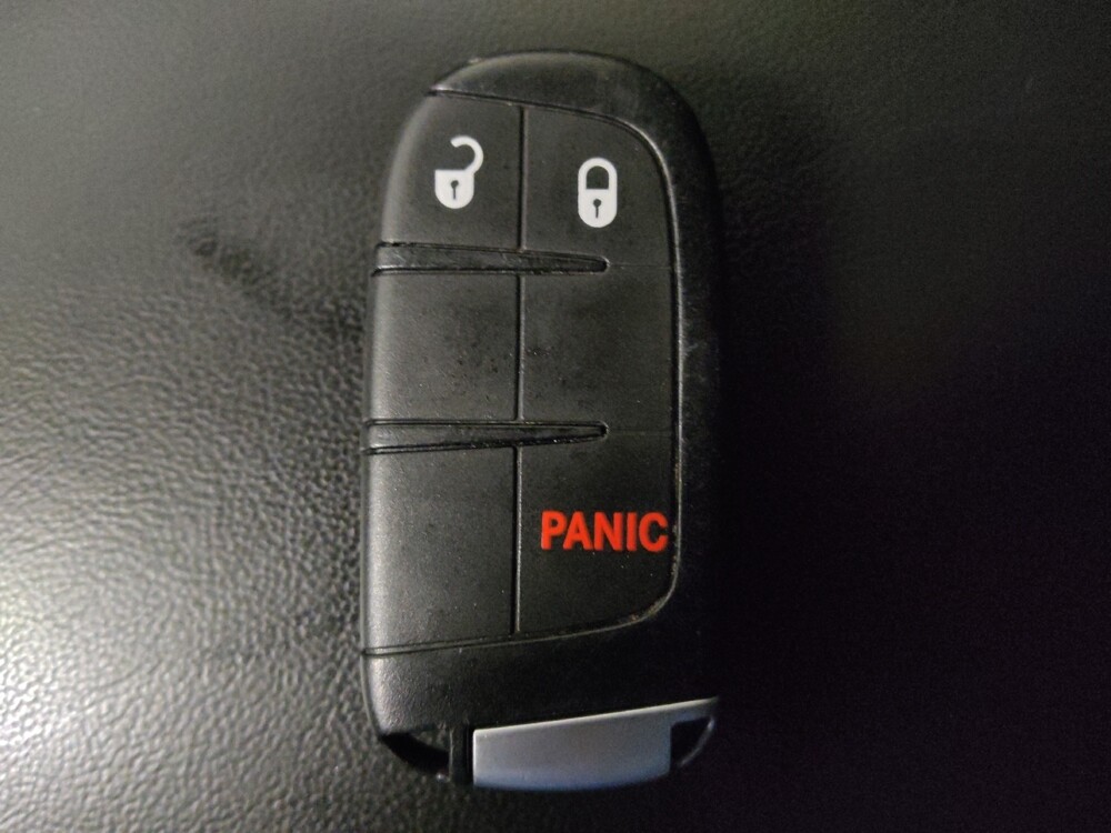 2021 Jeep Grand Cherokee in Houston, TX 77074 - 18080547 32