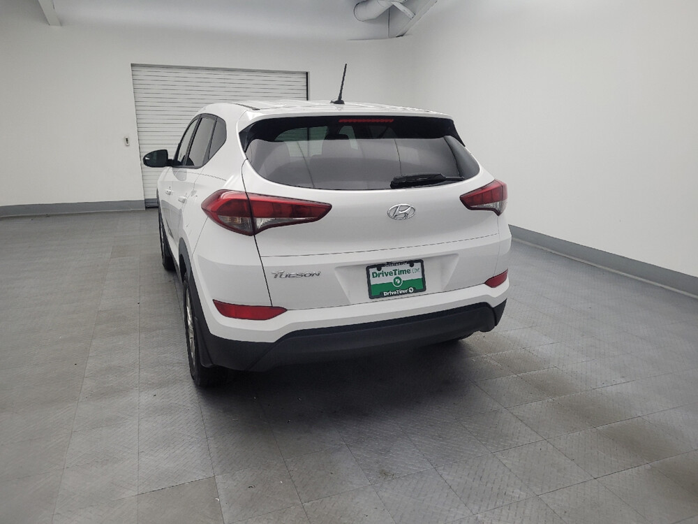 2017 Hyundai Tucson in Miamisburg, OH 45342 - 18080552 6