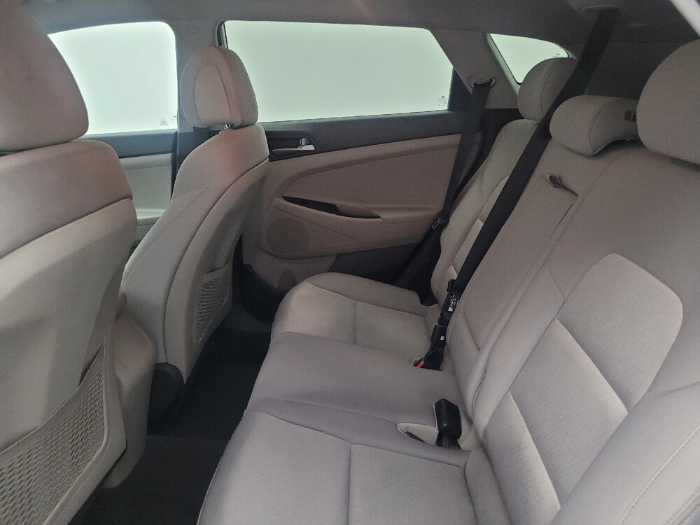 2017 Hyundai Tucson in Miamisburg, OH 45342 - 18080552 18