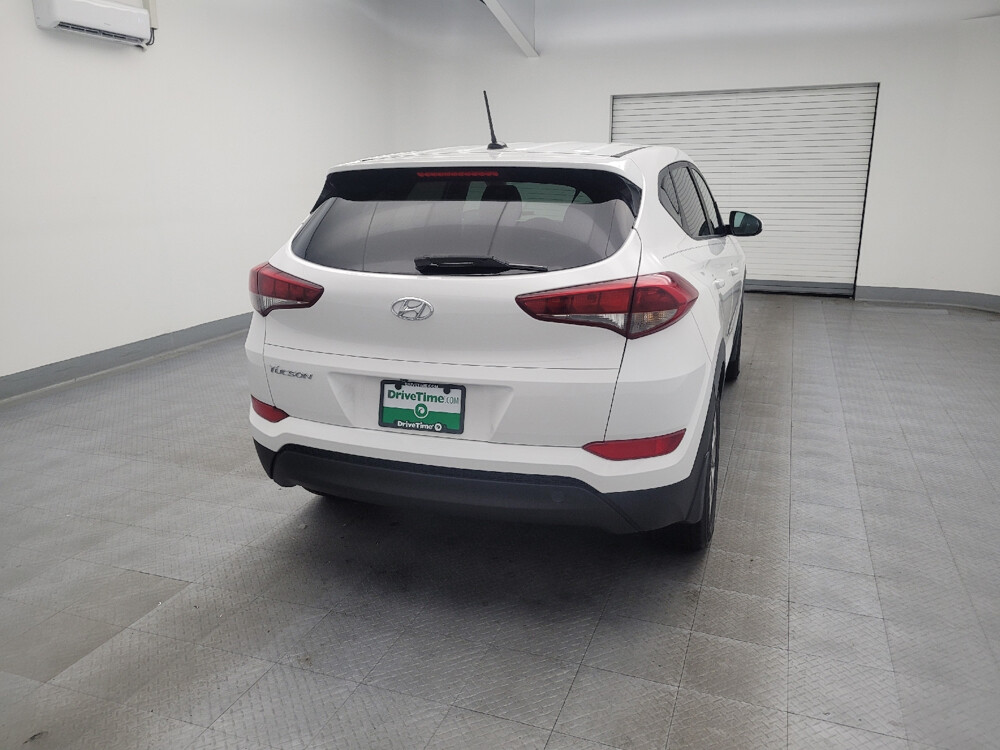 2017 Hyundai Tucson in Miamisburg, OH 45342 - 18080552 7