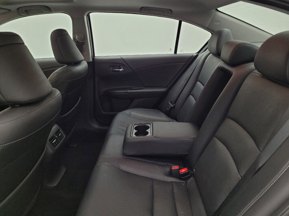 2017 Honda Accord in Maple Heights, OH 44137 - 18080553 18