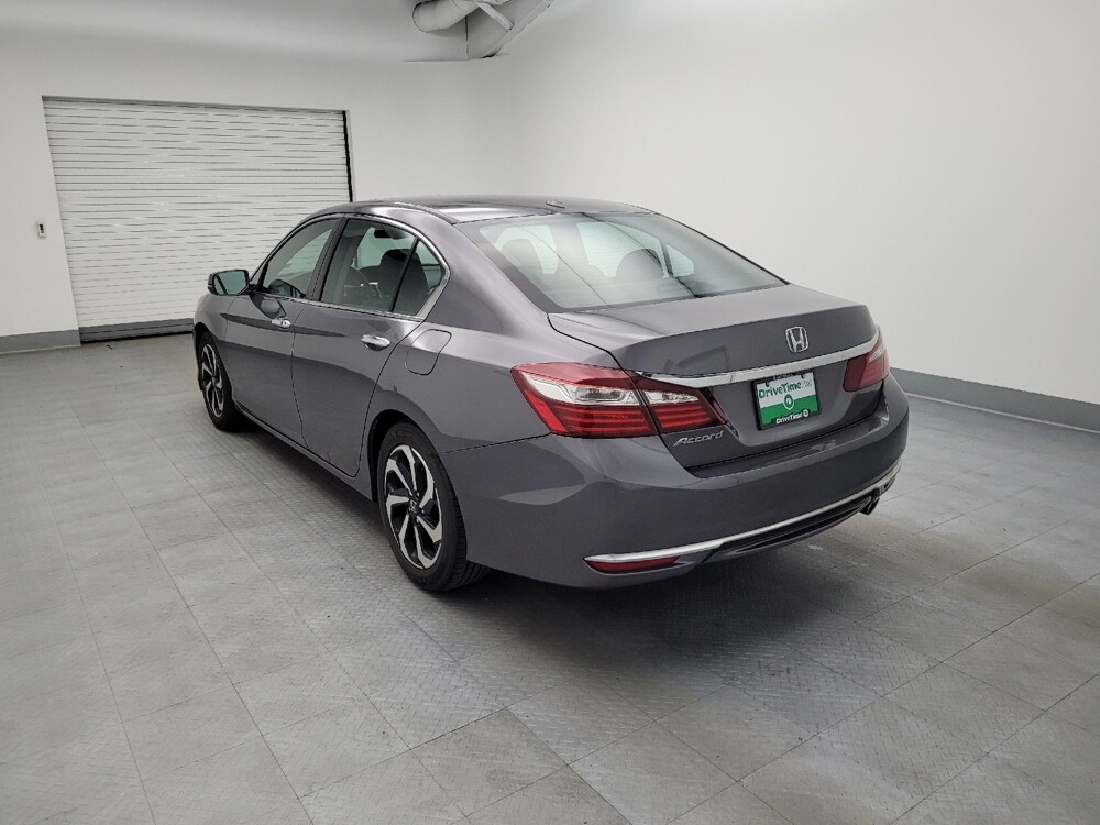 2017 Honda Accord in Maple Heights, OH 44137 - 18080553 5