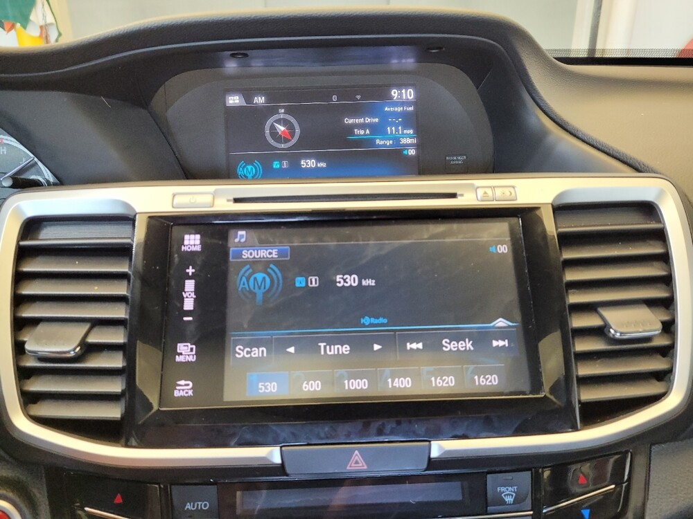 2017 Honda Accord in Maple Heights, OH 44137 - 18080553 25