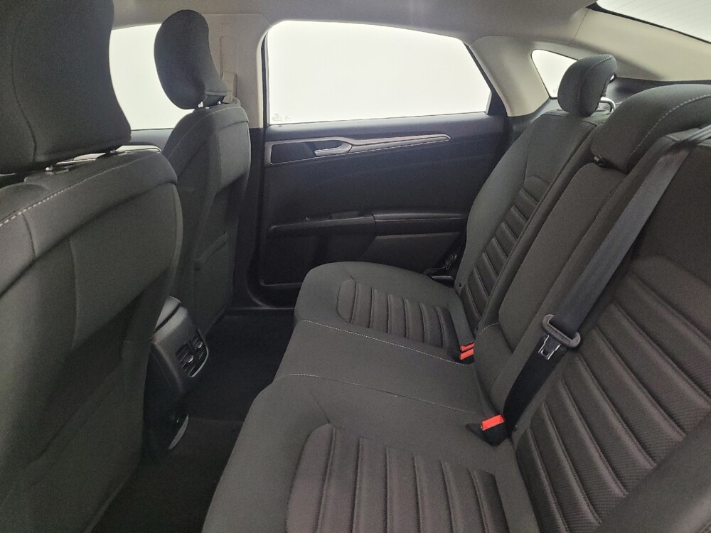 2019 Ford Fusion in Miamisburg, OH 45342 - 18080564 18