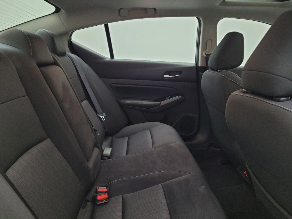 2022 Nissan Altima in Fairfield, OH 45014 - 18080567 19