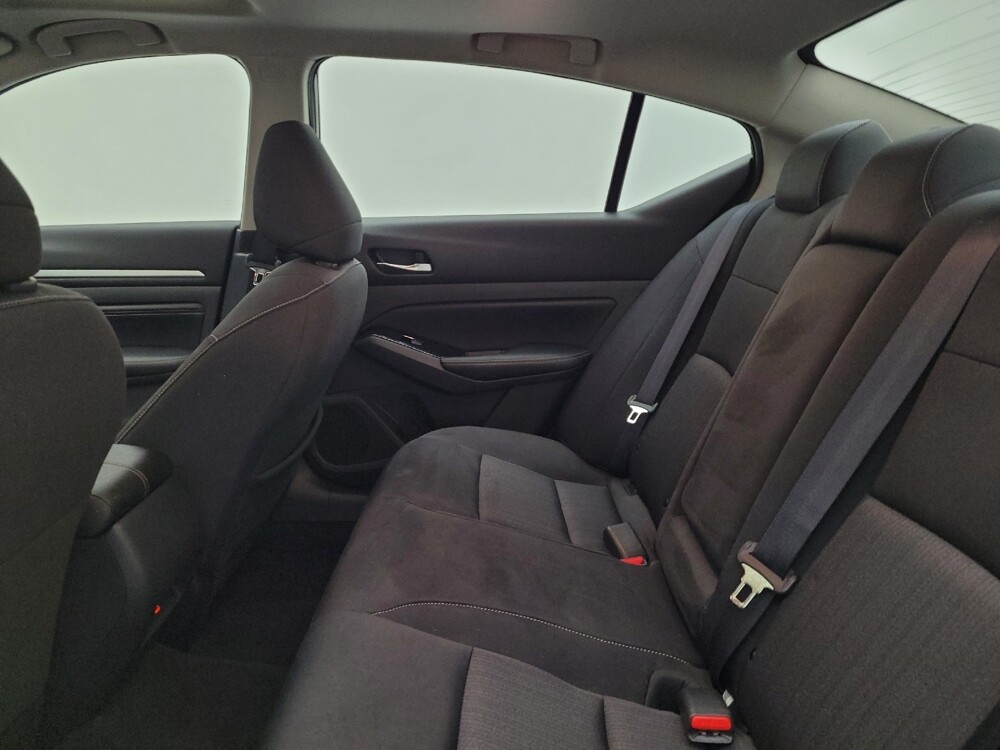 2022 Nissan Altima in Fairfield, OH 45014 - 18080567 18