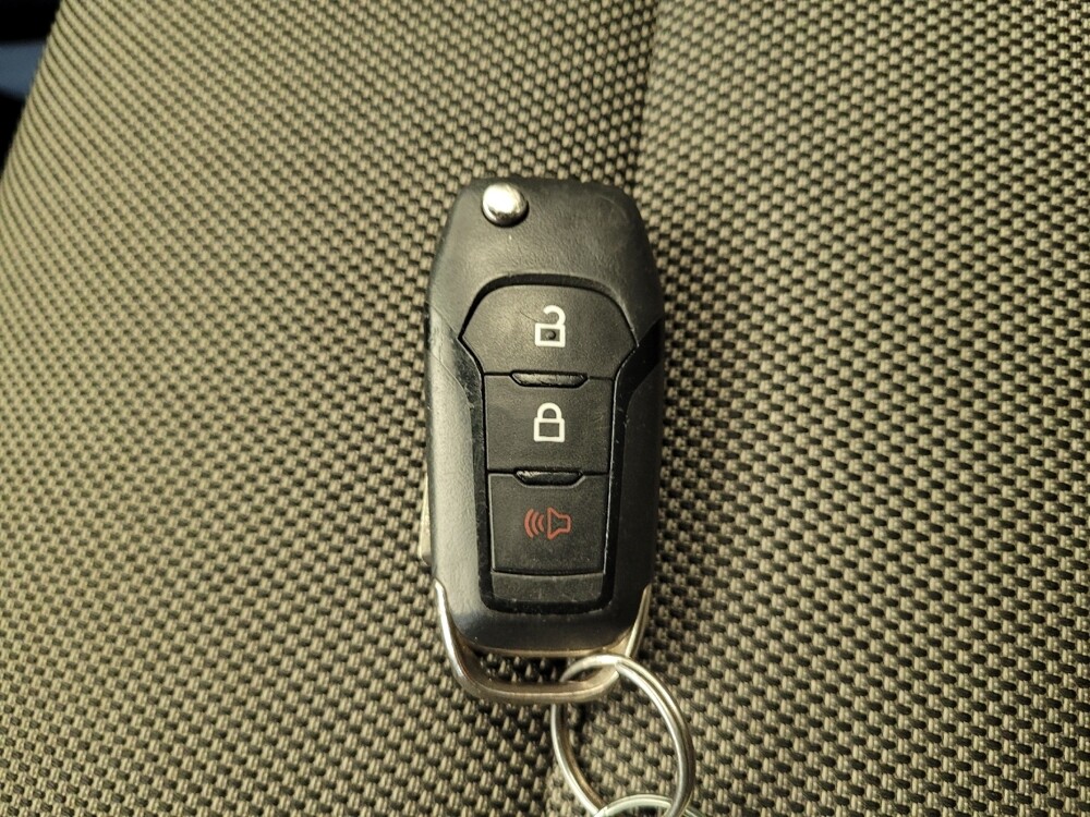 2015 Ford F150 in Maple Heights, OH 44137 - 18080569 32