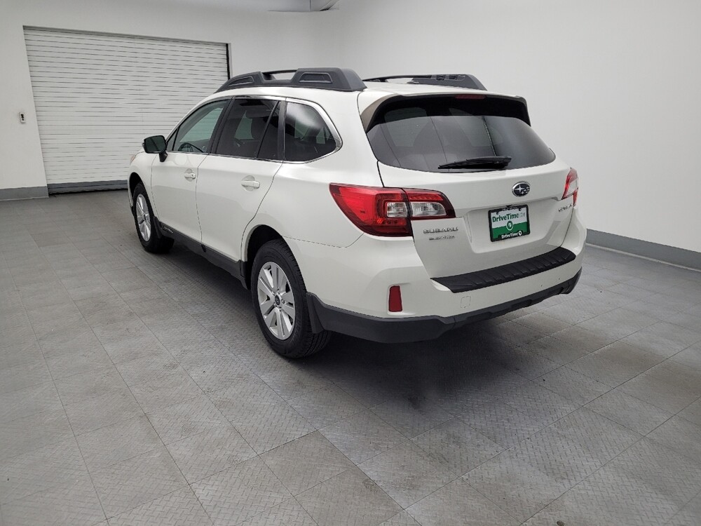 2015 Subaru Outback in Cincinnati, OH 45255 - 18080575 5