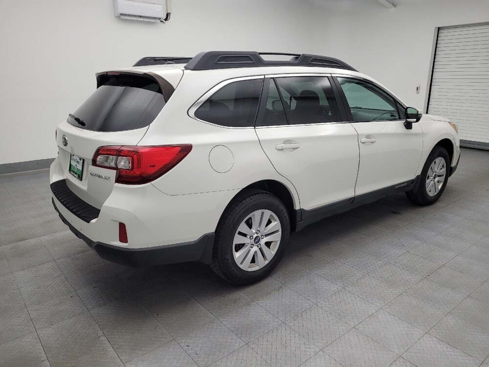2015 Subaru Outback in Cincinnati, OH 45255 - 18080575 10