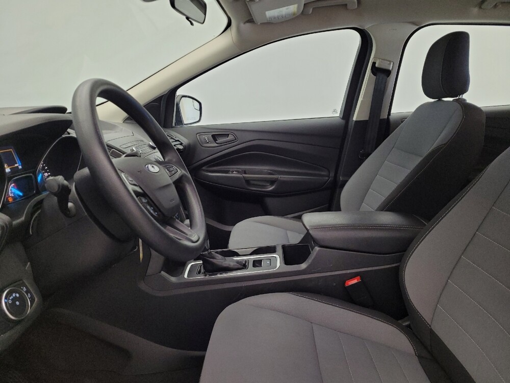 2019 Ford Escape in Miamisburg, OH 45342 - 18080576 17