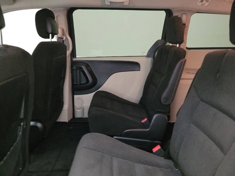 2016 Dodge Grand Caravan in Columbus, OH 43228 - 18080578 18