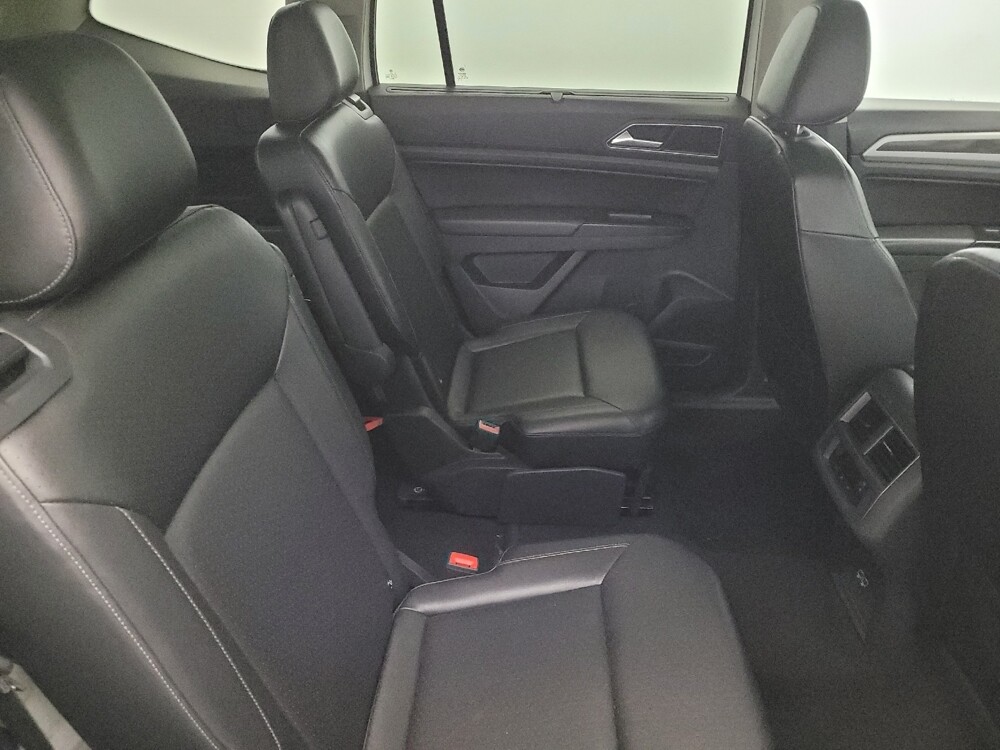 2019 Volkswagen Atlas in New Castle, DE 19720 - 18080582 19