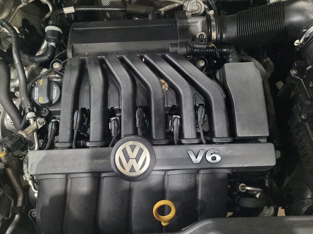 2019 Volkswagen Atlas in New Castle, DE 19720 - 18080582 30