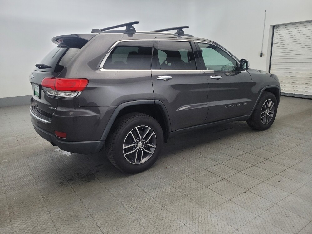 2017 Jeep Grand Cherokee in Plymouth Meeting, PA 19462 - 18080583 10