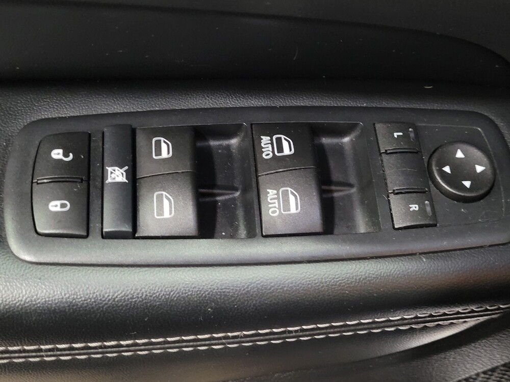 2017 Jeep Grand Cherokee in Plymouth Meeting, PA 19462 - 18080583 27