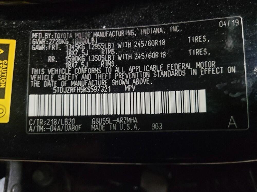 2019 Toyota Highlander in Plymouth Meeting, PA 19462 - 18080585 33