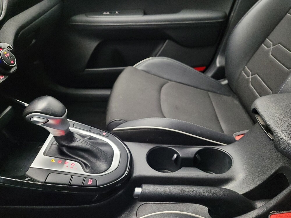 2022 Kia Forte in Peoria, IL 61615 - 18080605 26