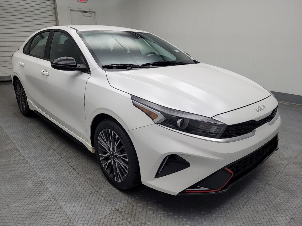 2022 Kia Forte in Peoria, IL 61615 - 18080605 13
