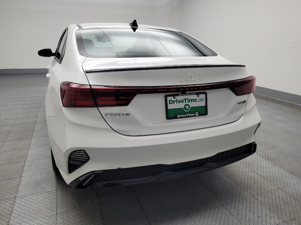 2022 Kia Forte in Peoria, IL 61615 - 18080605 6