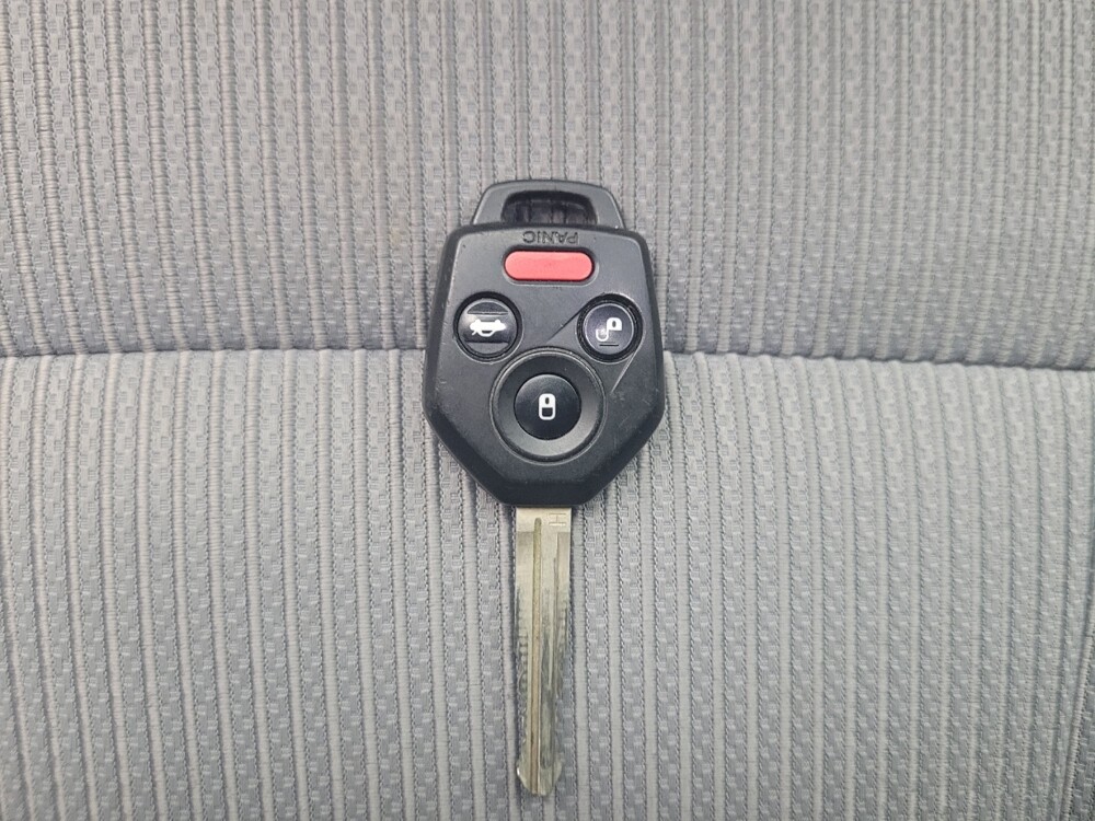 2021 Subaru Legacy in Eastpointe, MI 48021 - 18080610 32