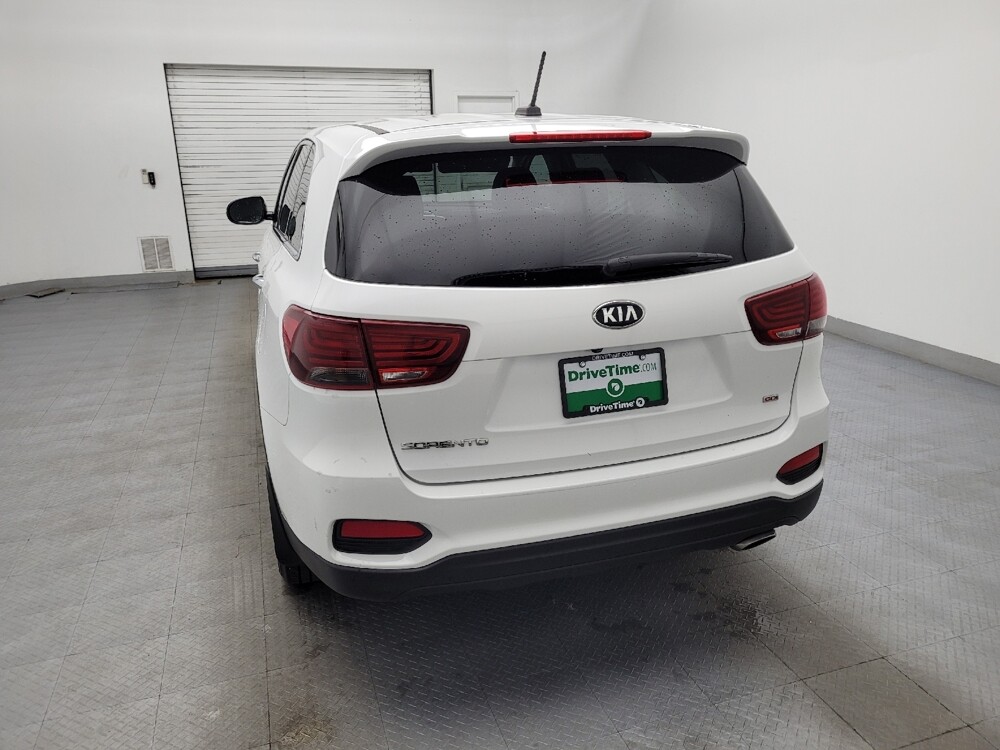 2019 Kia Sorento in Charlotte, NC 28273 - 18080633 6