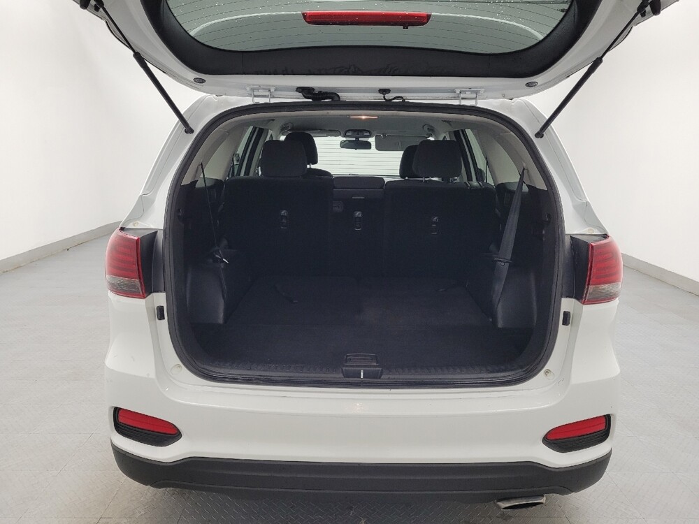 2019 Kia Sorento in Charlotte, NC 28273 - 18080633 29