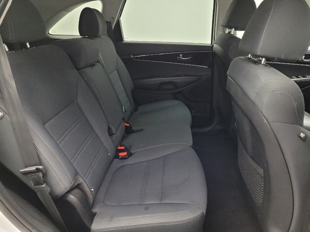 2019 Kia Sorento in Charlotte, NC 28273 - 18080633 19