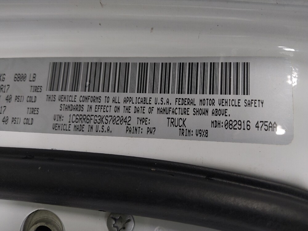 2019 RAM 1500 in Knoxville, TN 37923 - 18080637 33