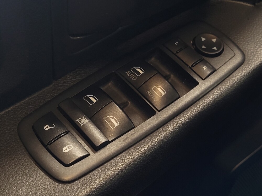 2019 RAM 1500 in West Palm Beach, FL 33409 - 18080643 27