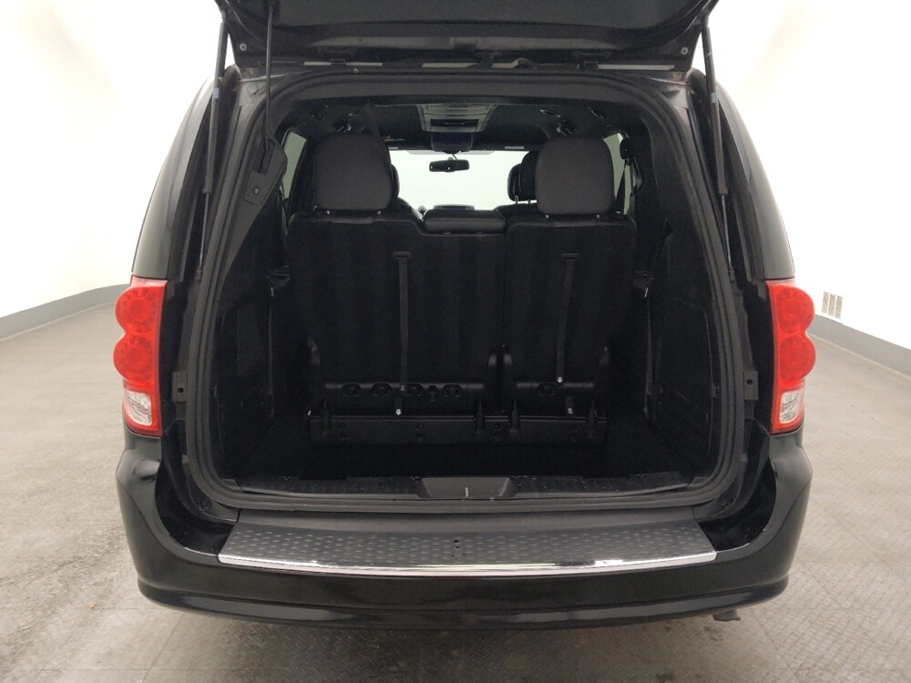 2017 Dodge Grand Caravan in St. Louis, MO 63125 - 18080662 29