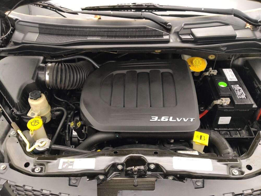 2017 Dodge Grand Caravan in St. Louis, MO 63125 - 18080662 30