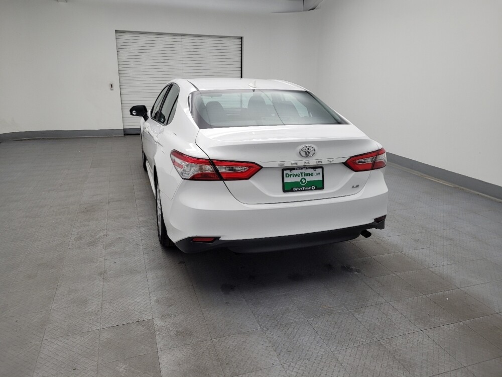 2020 Toyota Camry in Miamisburg, OH 45342 - 18080664 6