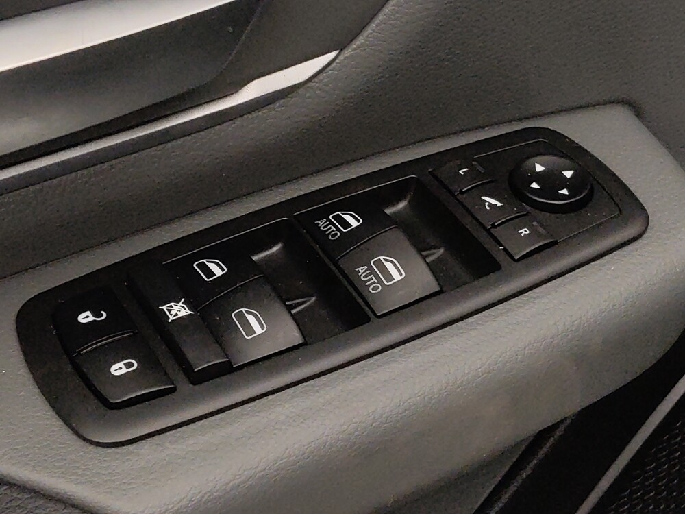 2019 RAM 1500 in Clearwater, FL 33764 - 18080667 27