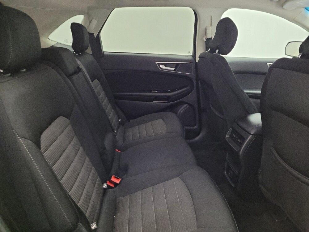 2019 Ford Edge in Fairfield, OH 45014 - 18080671 19