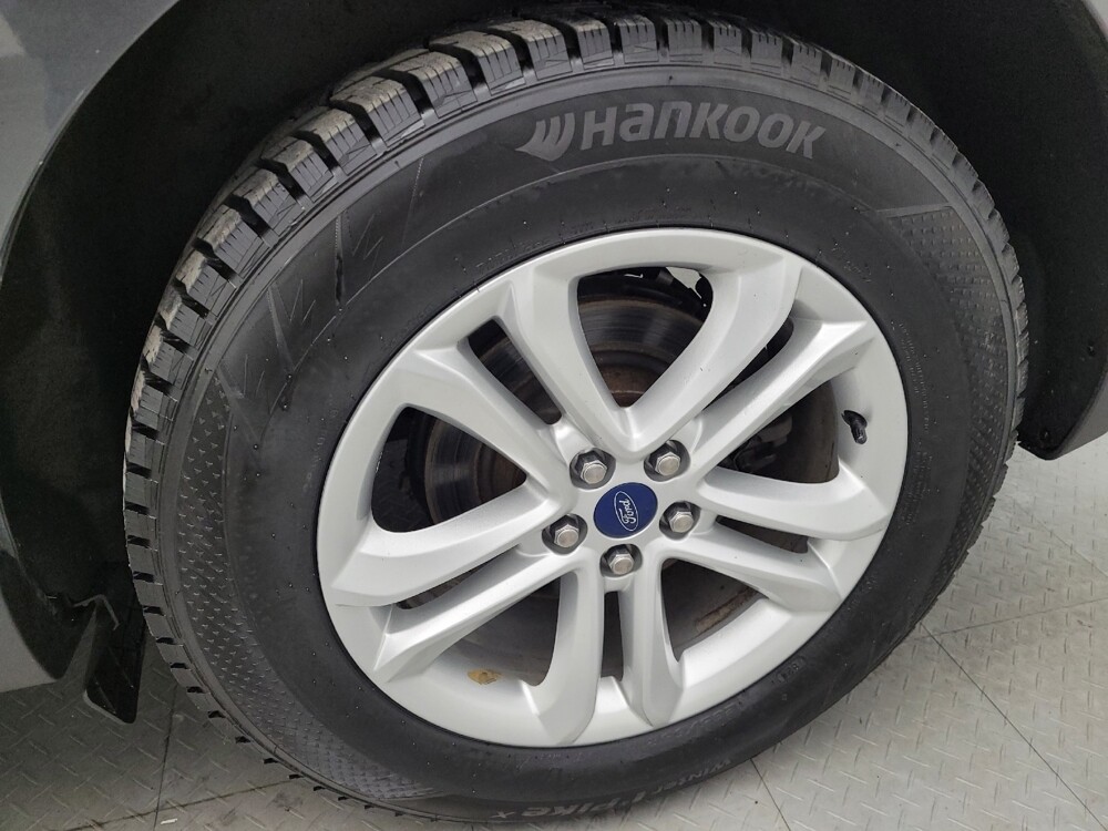 2019 Ford Edge in Fairfield, OH 45014 - 18080671 31